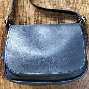 Vintage 90's Coach 9951 Legacy Patricia Saddle Bag in Black Glove Tanned Leather